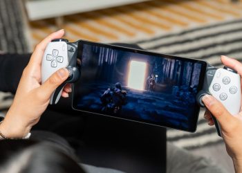 La computadora de mano PlayStation Portal de Sony vuelve a estar disponible en varios minoristas
