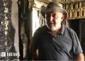 La BBC visita las ruinas del kibutz Nir Oz en Israel, intactas desde el ataque de Hamas
