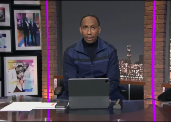 No hay problemas con Pat McAfee a pesar de los informes (Actualización)