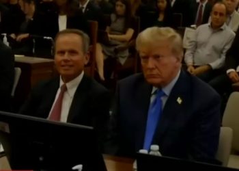 Los fiscales quieren que Trump sea amenazado con ir a prisión por violar la orden de silencio