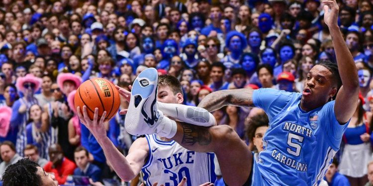 Desde la UNC hasta SC, el baloncesto de Carolina estuvo en plena vigencia el sábado