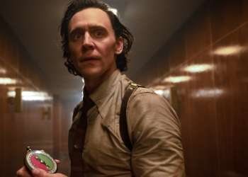 Tom Hiddleston cree que Loki terminó siendo un héroe después de su viaje multiversal de 14 años