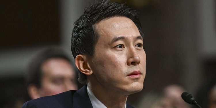 El proyecto de ley para desinvertir o prohibir TikTok se aprueba en el Senado