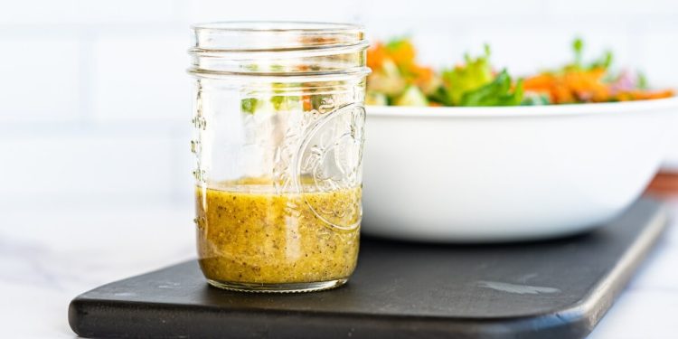 Receta picante de aderezo y adobo italiano