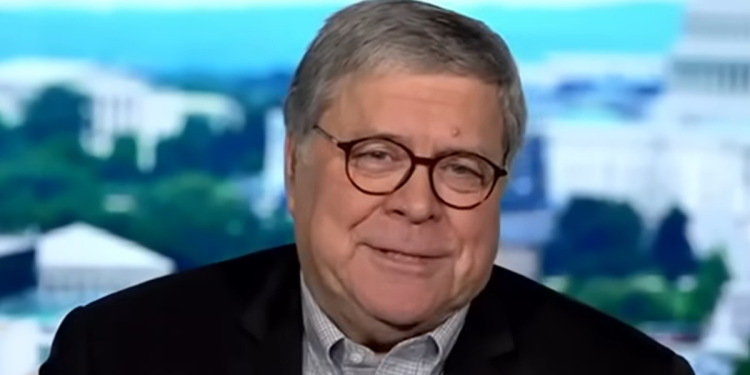 El ex fiscal general Bill Barr respalda a Trump como presidente