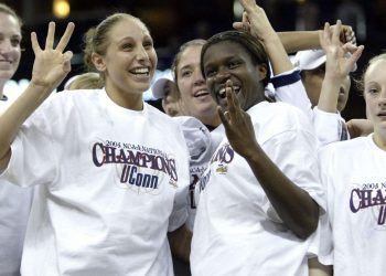 Las 12 mejores actuaciones de March Madness de estrellas actuales y anteriores de la WNBA