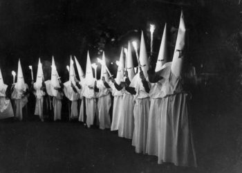 Hoy en la historia: Los demócratas se reúnen para celebrar su primera convención nacional del KKK en Nashville, Tennessee |  El experto en puerta de enlace