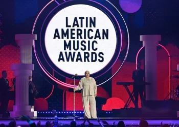 Cómo ver los Latin AMA 2024 online gratis