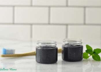 Pasta de dientes blanqueadora casera