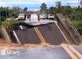 Puente de Brasil se dobla y se hunde en río