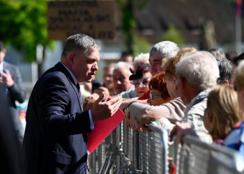 El primer ministro eslovaco, Robert Fico, gravemente herido en un tiroteo: actualizaciones en vivo