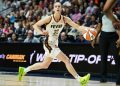 Caitlin Clark anota 20 en el primer partido de la WNBA pero Indiana pierde ante Connecticut |  Noticias de baloncesto