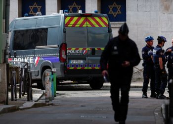 La policía francesa mata a un hombre sospechoso de incendiar una sinagoga en Rouen |  Noticias del crimen
