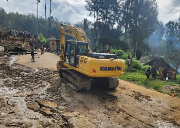 'Un milagro': una pareja sobrevive al deslizamiento de tierra en Papúa Nueva Guinea que 'enterró a 2.000' |  Noticias del tiempo