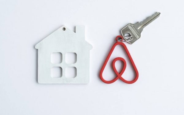 Airbnb: la demanda de viajes es menor de lo esperado