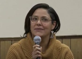 miembro socialista del Concejo Municipal de Chicago piensa que la idea de castigar a los criminales es «racista» y llama a Estados Unidos una «sociedad basura» |  El experto en puerta de enlace