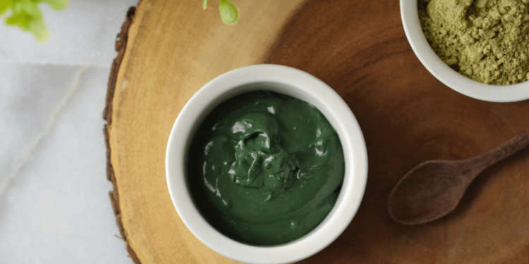 Mascarilla facial casera de algas