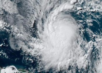 El Caribe se prepara para el 'muy peligroso' huracán Beryl |  Noticias