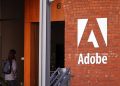 Adobe dice que no entrenará la IA utilizando el trabajo de los artistas.  Los creativos no están convencidos