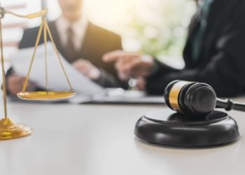 Los hoteleros franceses se oponen a Airbnb en los tribunales