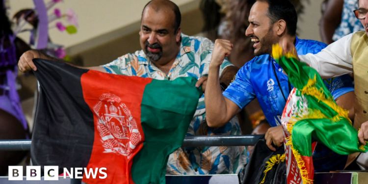 Los afganos celebran su famosa victoria sobre Australia