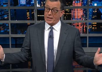 Stephen Colbert canta en la audiencia que lo encierren en respuesta a la condena de Trump