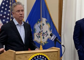 Connecticut implementa capacitación obligatoria sobre «inclusividad» para cosmetólogos