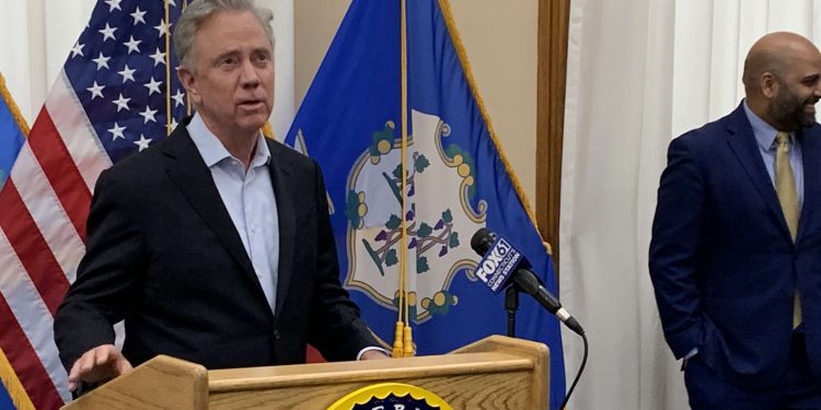 Connecticut implementa capacitación obligatoria sobre «inclusividad» para cosmetólogos