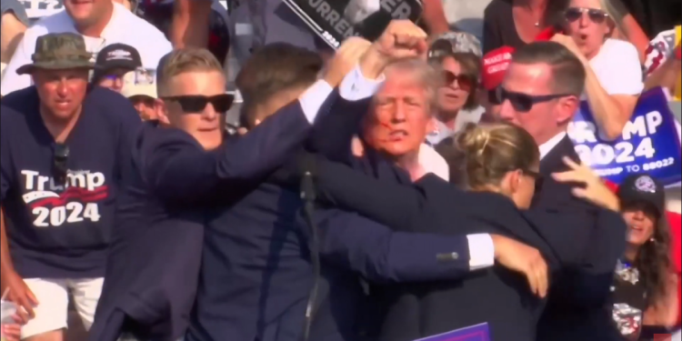 ¡El escritor de Gateway Pundit es el primero en informar al bot de inteligencia artificial de ChatGPT de LIBERAL sobre el intento de asesinato del presidente Trump! ¿LA IA ES LIBERAL? | The Gateway Pundit