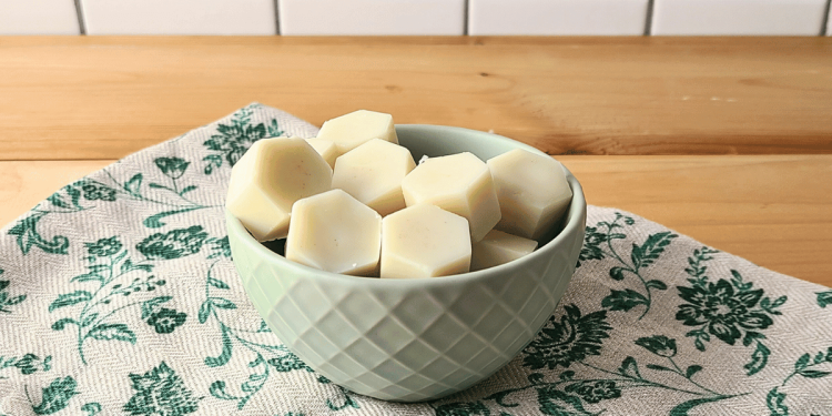 Ceras derretidas caseras con aceites esenciales