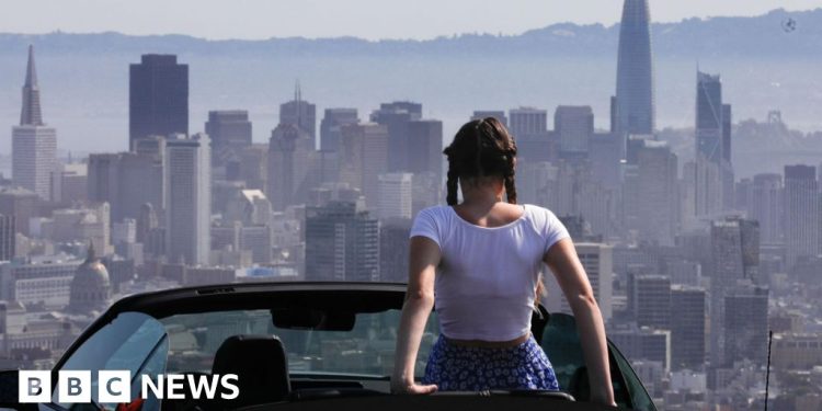 La costa oeste de EE.UU. se asienta en una ola de calor mortal y prolongada
