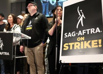 Los actores de doblaje de videojuegos se declaran en huelga por las protecciones de la IA