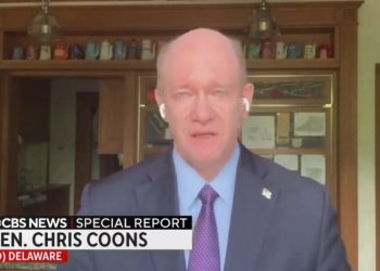 El copresidente de la campaña de Biden/Harris, Chris Coons, llora en vivo por televisión después de que Biden se retira de la carrera (VIDEO) | The Gateway Pundit