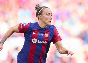 Lucy Bronze: El Chelsea se acerca al defensa inglés tras expirar su contrato con el Barcelona | Noticias de fútbol