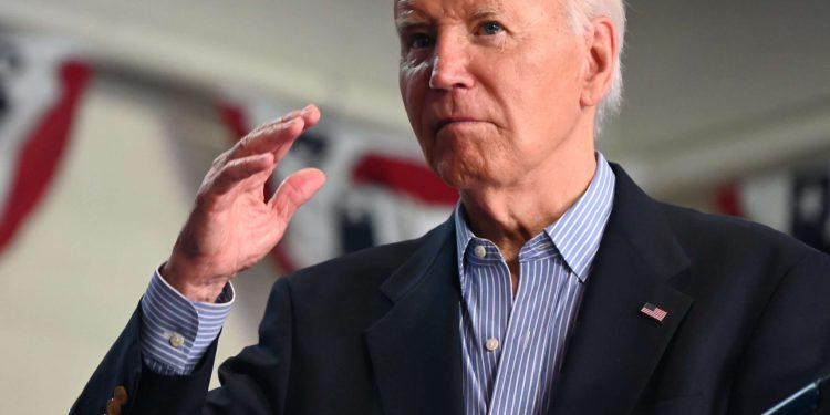 Los demócratas de la Cámara de Representantes discuten la posibilidad de reemplazar a Biden como candidato presidencial