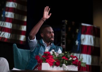 Tribunal federal de Luisiana confirma el derecho a protestar pacíficamente