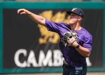El lanzador derecho Zebby Matthews debutará en el partido entre Twins y Royals