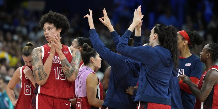 Brittney Griner busca su tercer oro lejos de la cárcel rusa