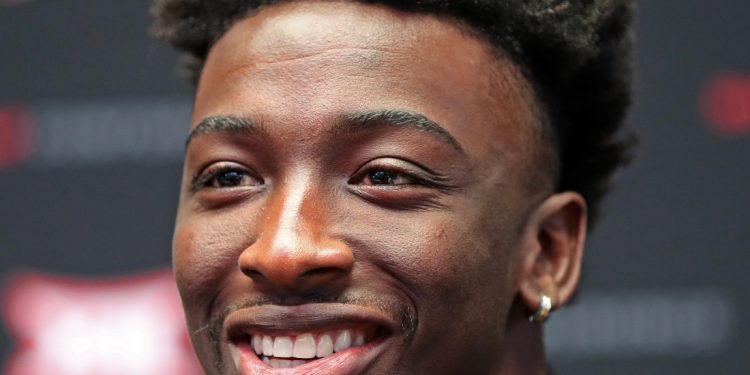 El defensor de los Bears Douglas Coleman III es dado de alta del hospital