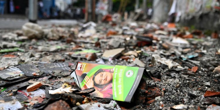 La economía de Bangladesh bajo presión en medio de una agitación política «desconocida» | Sheikh Hasina News