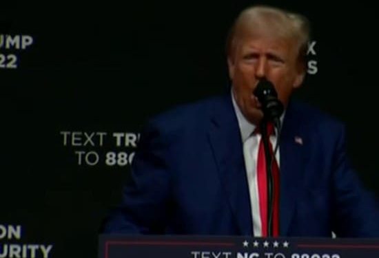 El discurso económico de Trump en Carolina del Norte fue un desastre total