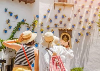 Nueva ley estricta para restringir apartamentos turísticos