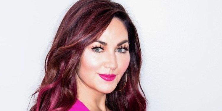 Cindy Eckert habla sobre la píldora rosa para la libido baja en las mujeres