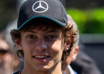 Andrea Kimi Antonelli: Mercedes confirma al joven italiano como sustituto de Lewis Hamilton para la temporada 2025 de F1 | Noticias de F1