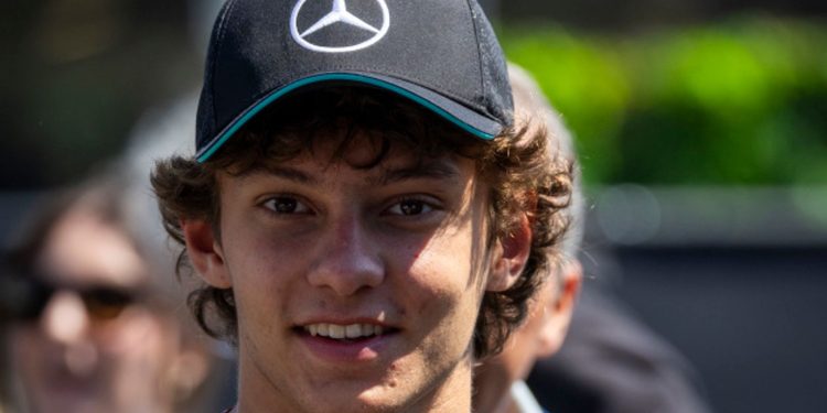 Andrea Kimi Antonelli: Mercedes confirma al joven italiano como sustituto de Lewis Hamilton para la temporada 2025 de F1 | Noticias de F1