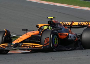 GP de Holanda: Lando Norris se recupera de un mal comienzo y vence a Max Verstappen en una victoria dominante en Zandvoort | Noticias de F1