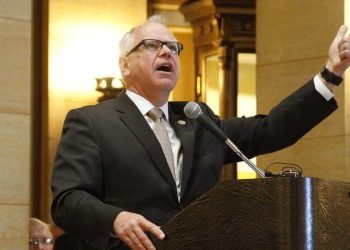 QUÉ APROPIADO: Los Socialistas Demócratas de Estados Unidos se atribuyen el mérito de que Harris haya elegido a Tim Walz como compañero de fórmula | The Gateway Pundit