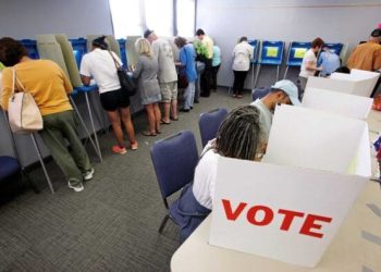 Trump está tan preocupado por Carolina del Norte que intenta impedir que los estudiantes voten