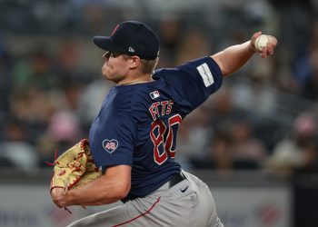 Los Red Sox intentan aferrarse a sus esperanzas de playoffs que se desvanecen ante los Twins