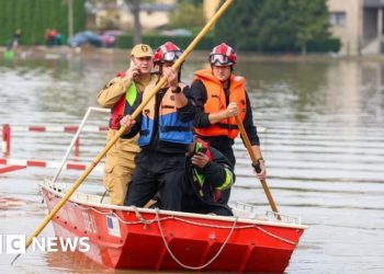 Italia se prepara para la lluvia mientras 21 muertos por inundaciones en Europa